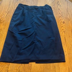 Vintage 1980’s Navy Blue Pendleton Wool Skirt Size 16 Lined with Pockets Career